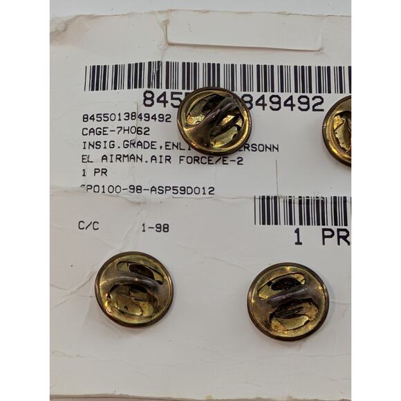 Vintage/New Old Stock US Air Force Airman E2 Lapel Hat Pins (Set of 2) - Picture 3 of 3